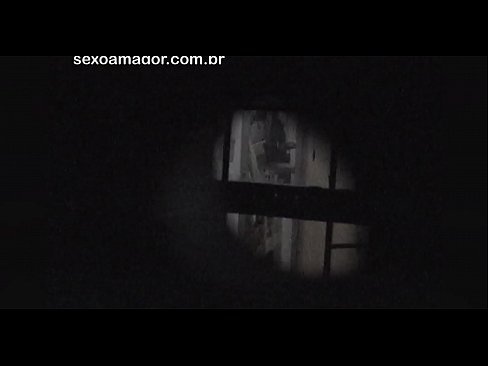 ❤️ Blondie bi dizî ji hêla dengbêjek taxê ve ku li pişt kerpîçên vala veşartiye, vîdyoyek tê kişandin Pornoya spehî li me ku.assay-define-smartlink.ru ﹏