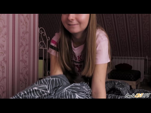 ❤️ Blondie BFF-ya xwe bi kûr dimije û di devê xwe de diqelişe Pornoya spehî li me ku.assay-define-smartlink.ru ﹏
